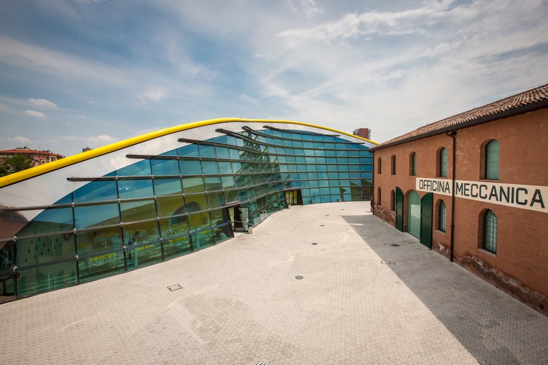 Il Museo Enzo Ferrari di Modena
